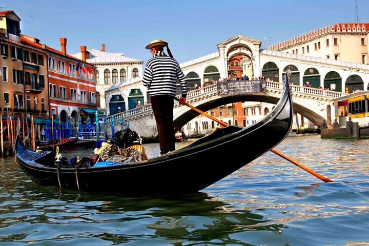 Венеція введе новий податок для туристів