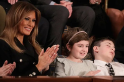 11-летний мальчик уснул рядом с Меланией Трамп во время обращения президента к Конгрессу
