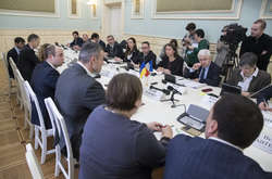 Підписано Меморандум про порозуміння між Києвом та компанією «СЮЕЗ Інтернешнл CAC»