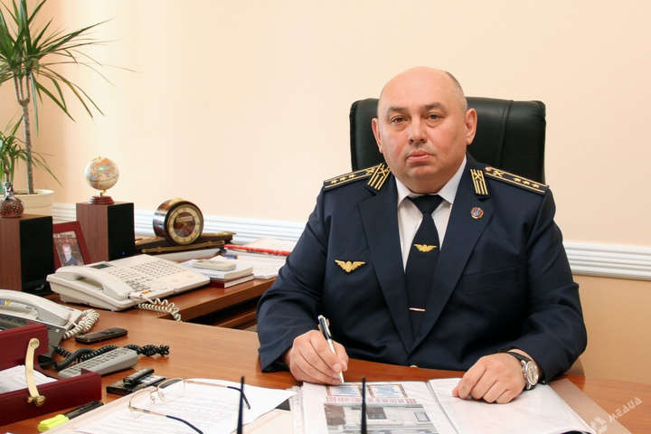 Поліція затримала на хабарі начальника залізничного вокзалу Одеси