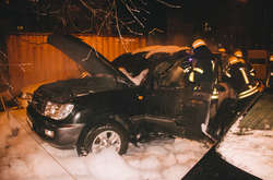 Автомобіль вигорів майже повністю