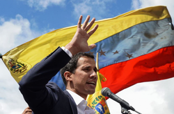  Гуайдо нагадав про те, що понтифік Іван Павло II відвідував Венесуелу 25 років тому 