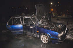 Автомобіль вигорів повністю