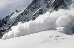 В Карпатах сошли две снежные лавины