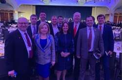 Українські політики відвідали молитовний сніданок з президентом США