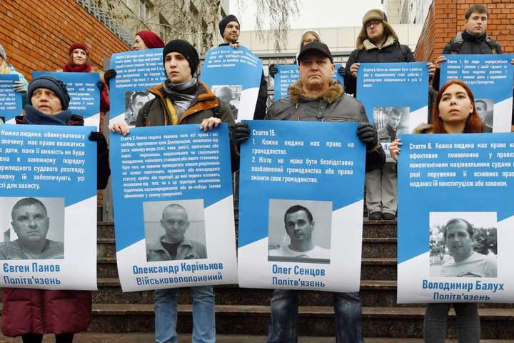 МЗС: Росія незаконно утримує понад 70 українців
