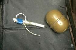 У Харкові затримали чоловіка з гранатою