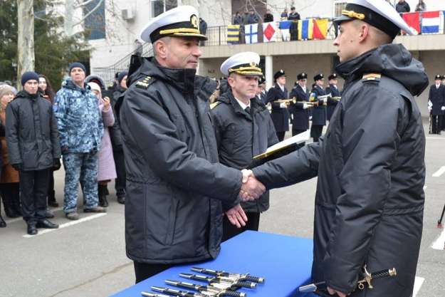 Двом морякам, які знаходяться в російському полоні, присвоєно звання лейтенант
