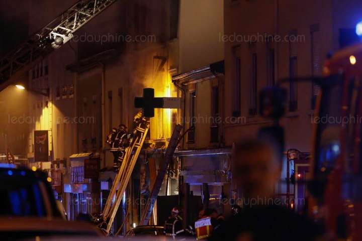 У французькому Ліоні прогримів вибух: є загиблі та постраждалі
