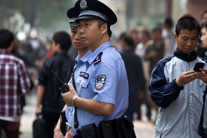 У Китаї зіткнулися 23 автівки, є жертви