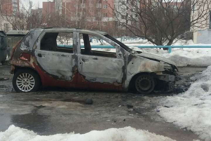 Спалили в машине