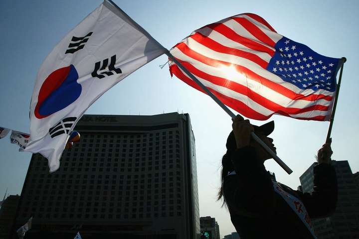 Південна Корея буде більше платити за присутність військ США