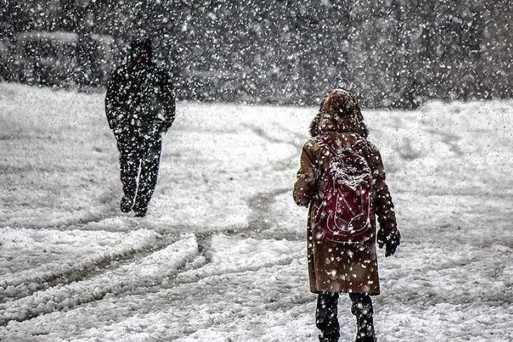 В Україну йдуть сильні снігопади