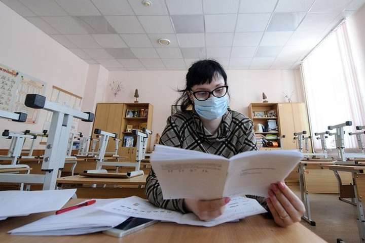Через грип на карантин закрито 89 шкіл Києва