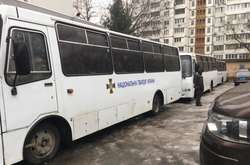 До суду над Мангером підігнали автобуси Нацгвардії 