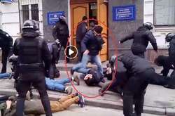 Побиття активістів: поліція відкрила справу через збір даних про поліцейських