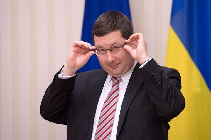 <span>Станіслав Єжов</span> - Суд продовжив арешт екс-перекладачеві Гройсмана, якого обвинувачують у держзраді