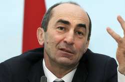 Екс-президента Вірменії звинуватили в отриманні хабара