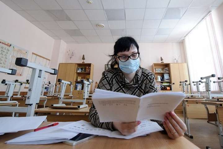 На Львівщині через кір та грип закрили 231 школу