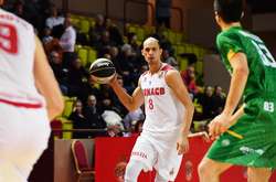 Українець провів у грі 29 хвилин, за які встиг набрати 11 очок