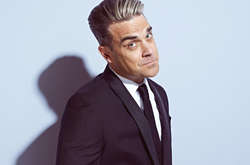 День рождения Робби Уильямса: лучшие клипы исполнителя