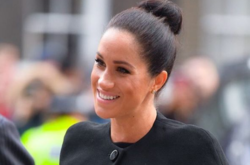 Заботливая герцогиня: Меган Маркл сделала подарок караулу Кенсингтонского дворца