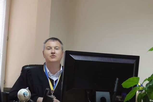 Одного із суддів у справі Януковича відсторонили від роботи