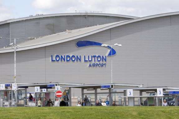 Лондонський аеропорт Лутон змінив назву столиці України