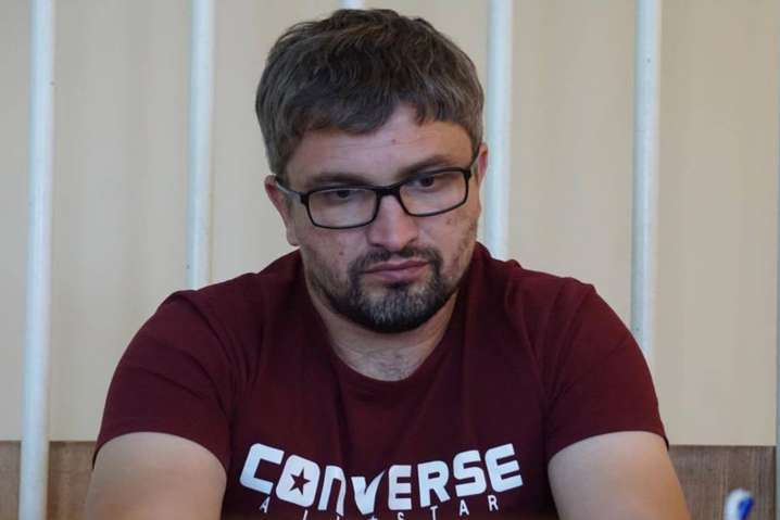 Суд окупантів продовжив арешт кримського блогера Мемедемінова