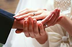 В Україні в День закоханих молодих будуть одружувати до півночі 