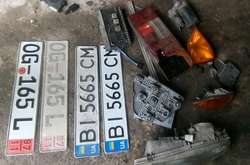 Під час обшуку у членів банди виявлено автомобільні номерні знаки та спеціальні пристрої