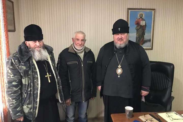 До Православної церкви України перейшли ще три релігійні громади на Хмельниччині