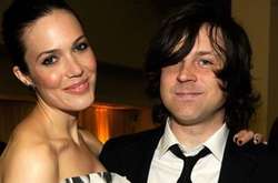 В полку «Харви Вайнштейнов» прибыло: 7 женщин обвинили бывшего мужа Мэнди Мур в сексуальных домогательствах