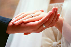14 февраля в Украине поженились почти 2,5 тыс. пар
