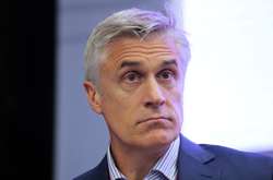  Майкл Калві 