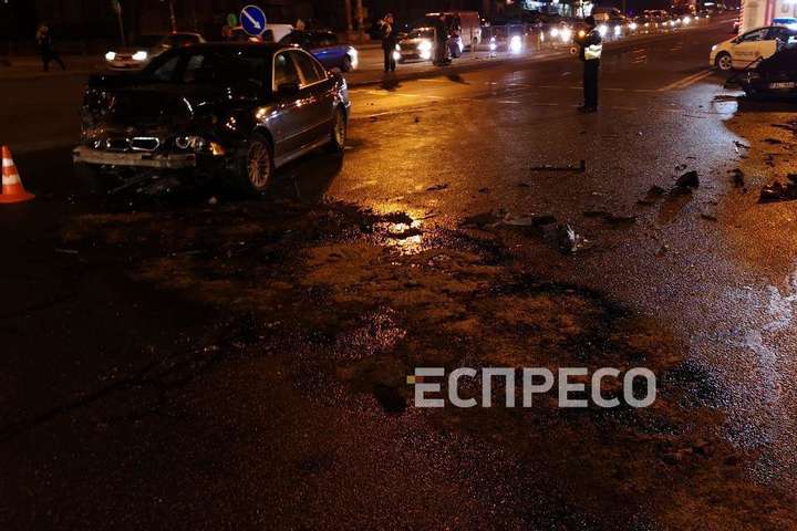 У Києві зіткнулися дві «євробляхи»: троє постраждалих