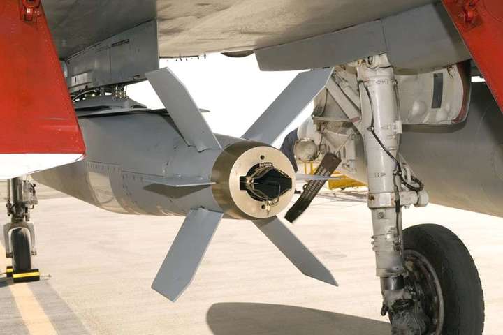 Винищувач F-35 отримає стелс-бомбу, здатну пролетіти 500 кілометрів — ЗМІ
