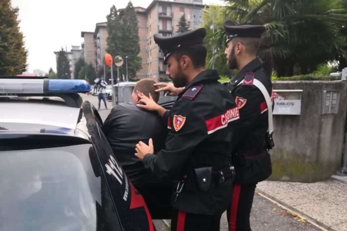 Поліція Неаполя затримала 30 осіб за зв'язки з мафією