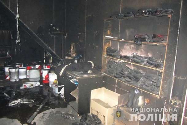 <p>Наслідки пожежі у взуттєвому цеху у Харкові, 18 лютого 2019 </p> - Невідомі у Харкові підпалили цехи взуттєвої фірми
