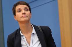  Колишня очільниця ультраправої партії «Альтернативи для Німеччини» Фрауке Петрі  