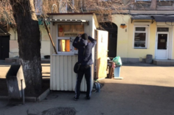 В Одесі демонтують тимчасові торгові об'єкти і незаконно розміщені елементи торгівлі