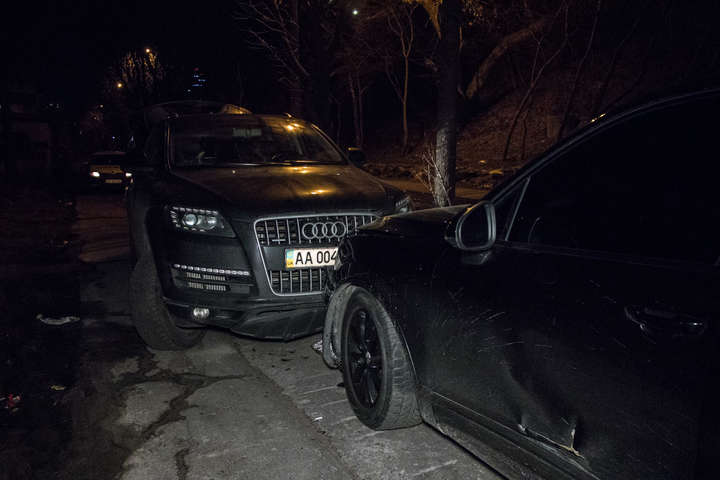 П’яна ДТП у Києві: Volkswagen протаранив Audi з трьома дітьми в салоні