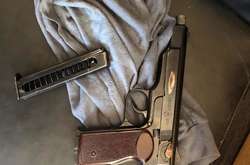 Вилучені пістолет та гільзи направлені на проведення експертизи