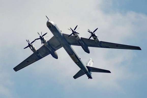 В ЗСУ заявили, що російського літака ТУ-95 на Донбасі немає