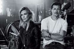  Шарлиз Тэрон и Брэд Питт 