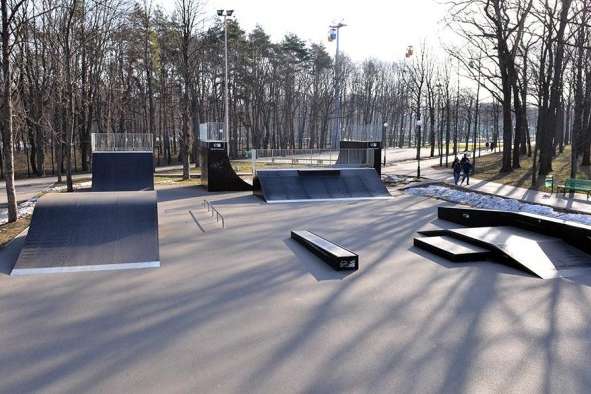 Вінничани просять відремонтувати «Скейт парк»