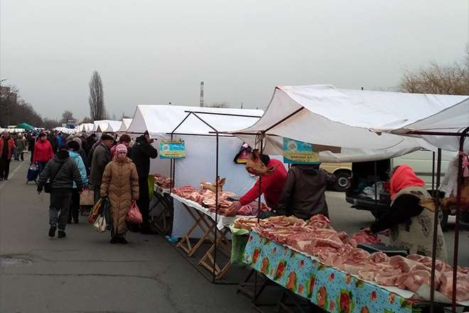 М'ясо, овочі та фрукти: у Києві проходять продуктові ярмарки (адреси)