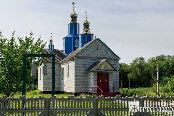 На Житомирщині 33 релігійні громади перейшли до Помісної церкви