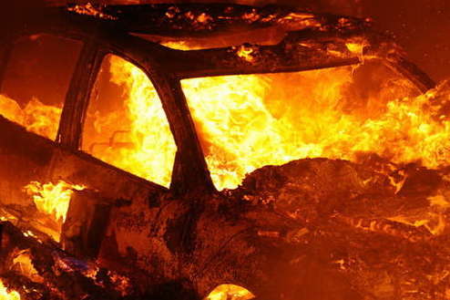 У Києві продовжують горіти автомобілі: за ніч дві пожежі