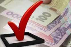 На Київщині у людей відбирають паспорти і дають гроші за голос за певного кандидата в президенти